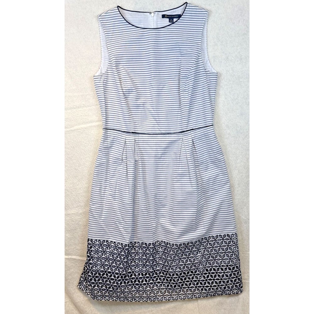 Brooks Brothers Stripe Floral Cut Out Dress 8 Blue White Applique Hem Sleeveless - Picture 1 of 16